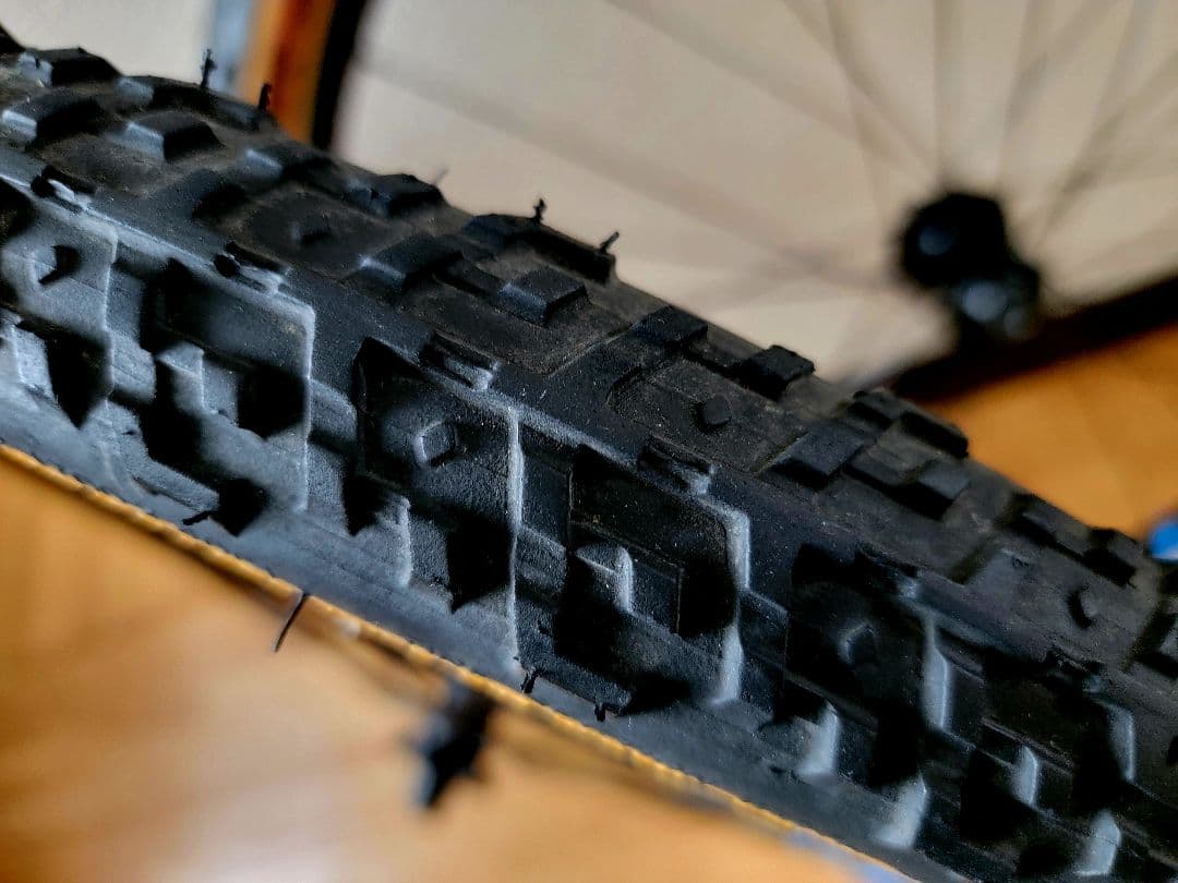 WTB Nano 700×40c TCS タイヤホイールセット