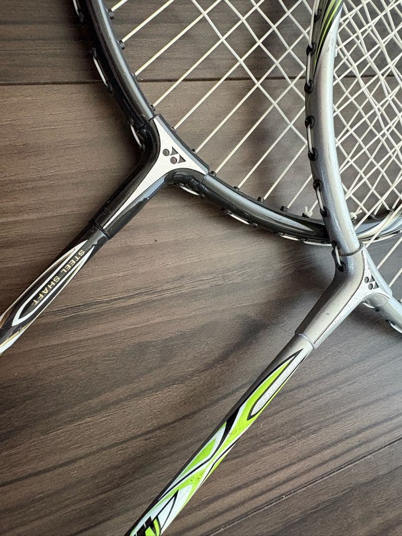ヨネックス マッスルパワー 2 バドミントンラケット 2本YONEX JAPAN