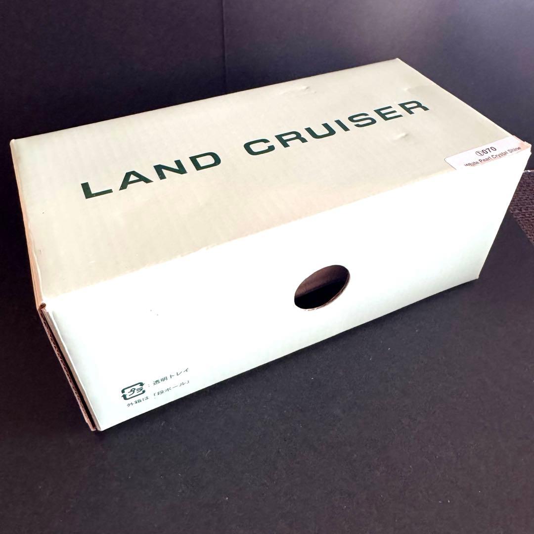 非売品 【TOYOTA LAND CRUISER200】 カラーサンプルミニカー