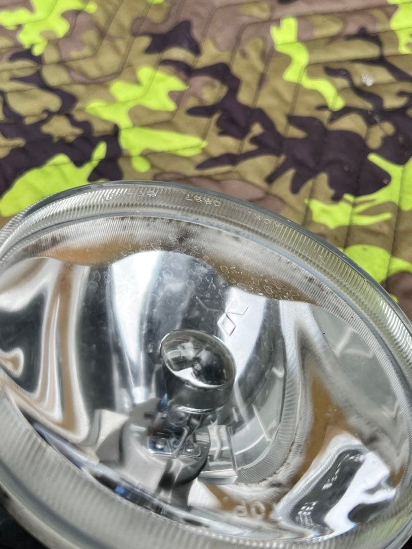 デリカスペースギアフォグランプ 2個セット ハロゲン