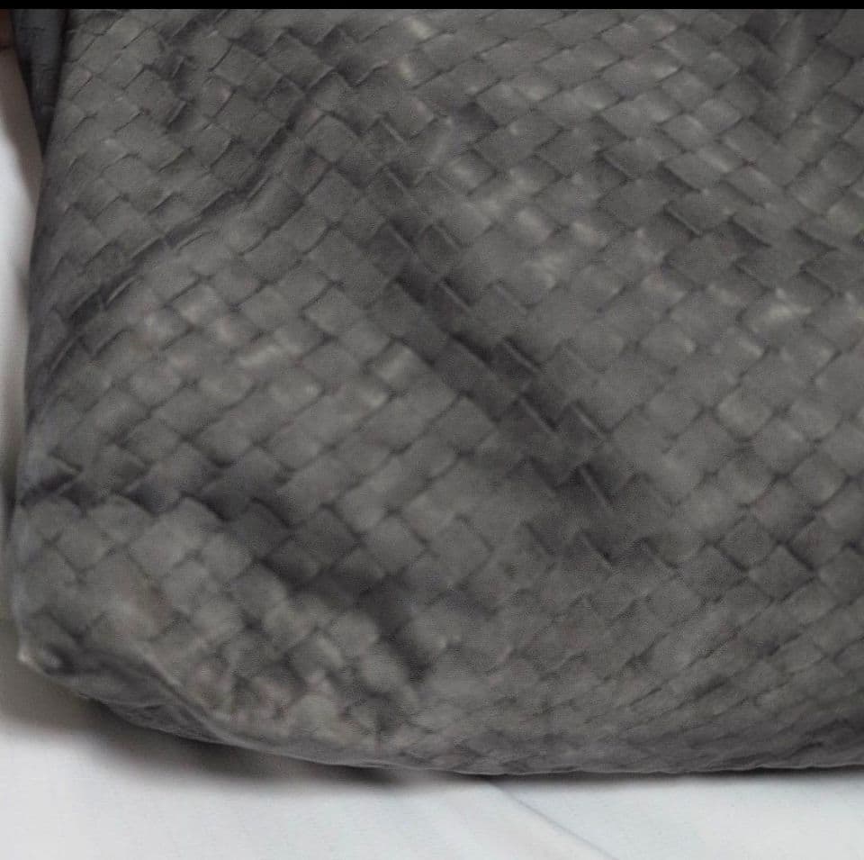 BOTTEGA VENETA イントレッチオ リュージョン トートバッグ