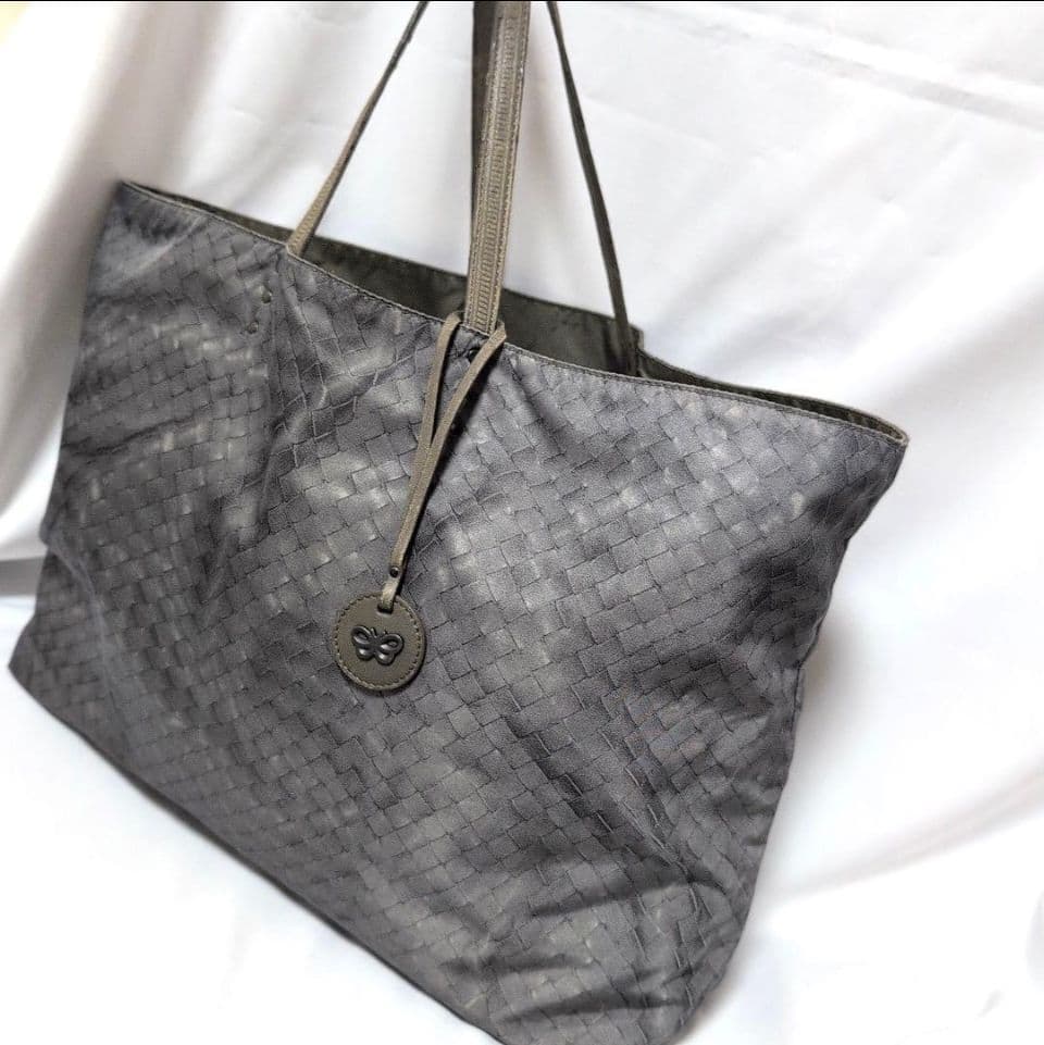 BOTTEGA VENETA イントレッチオ リュージョン トートバッグ