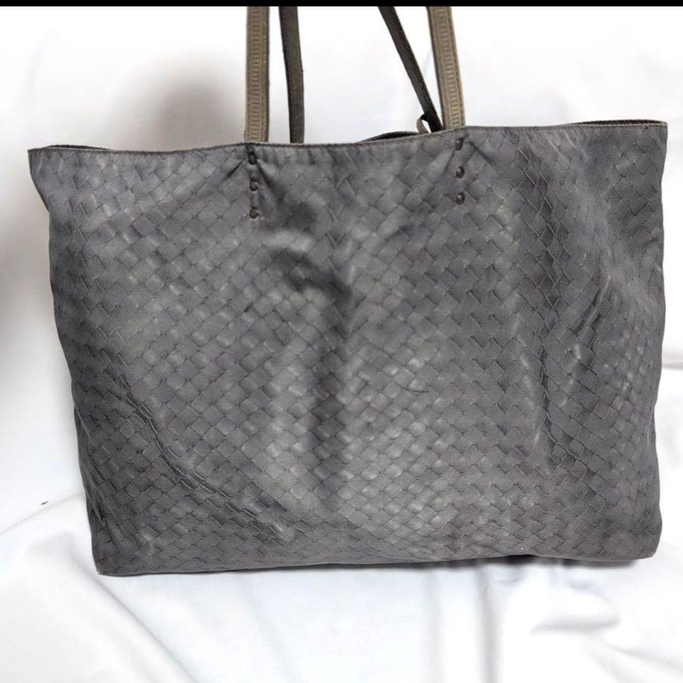 BOTTEGA VENETA イントレッチオ リュージョン トートバッグ