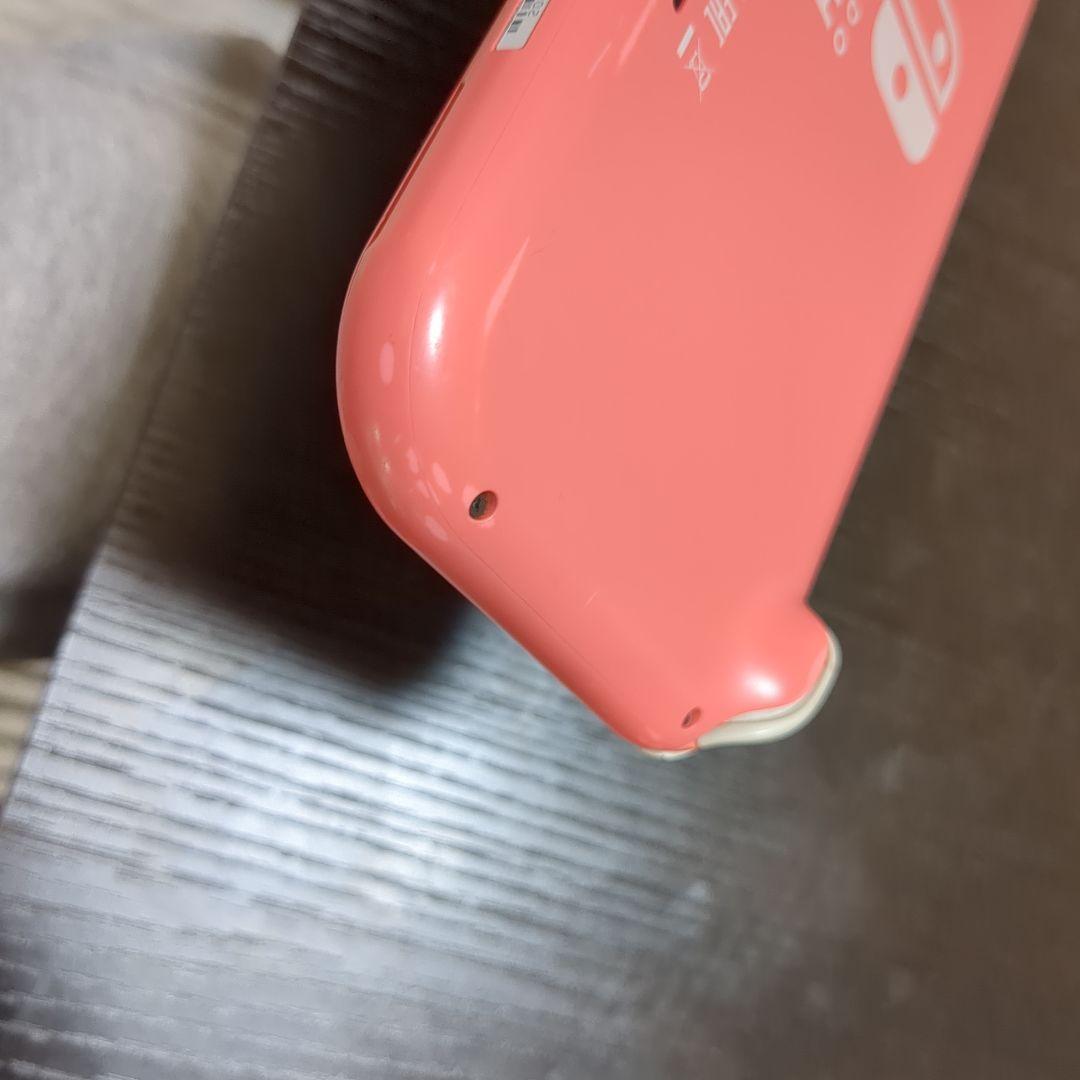 Nintendo Switch Lite コーラル+ケース付き