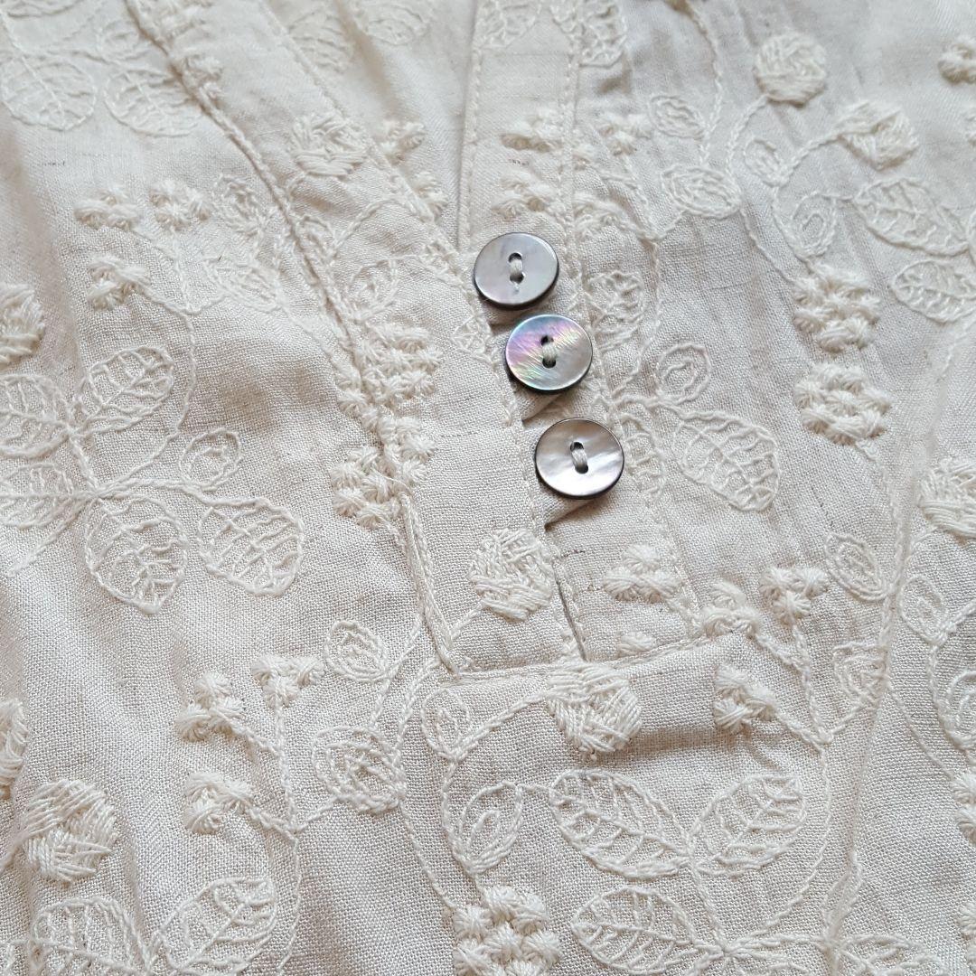 新品　napla ハートマーケット☆総刺繍ギャザーワンピース