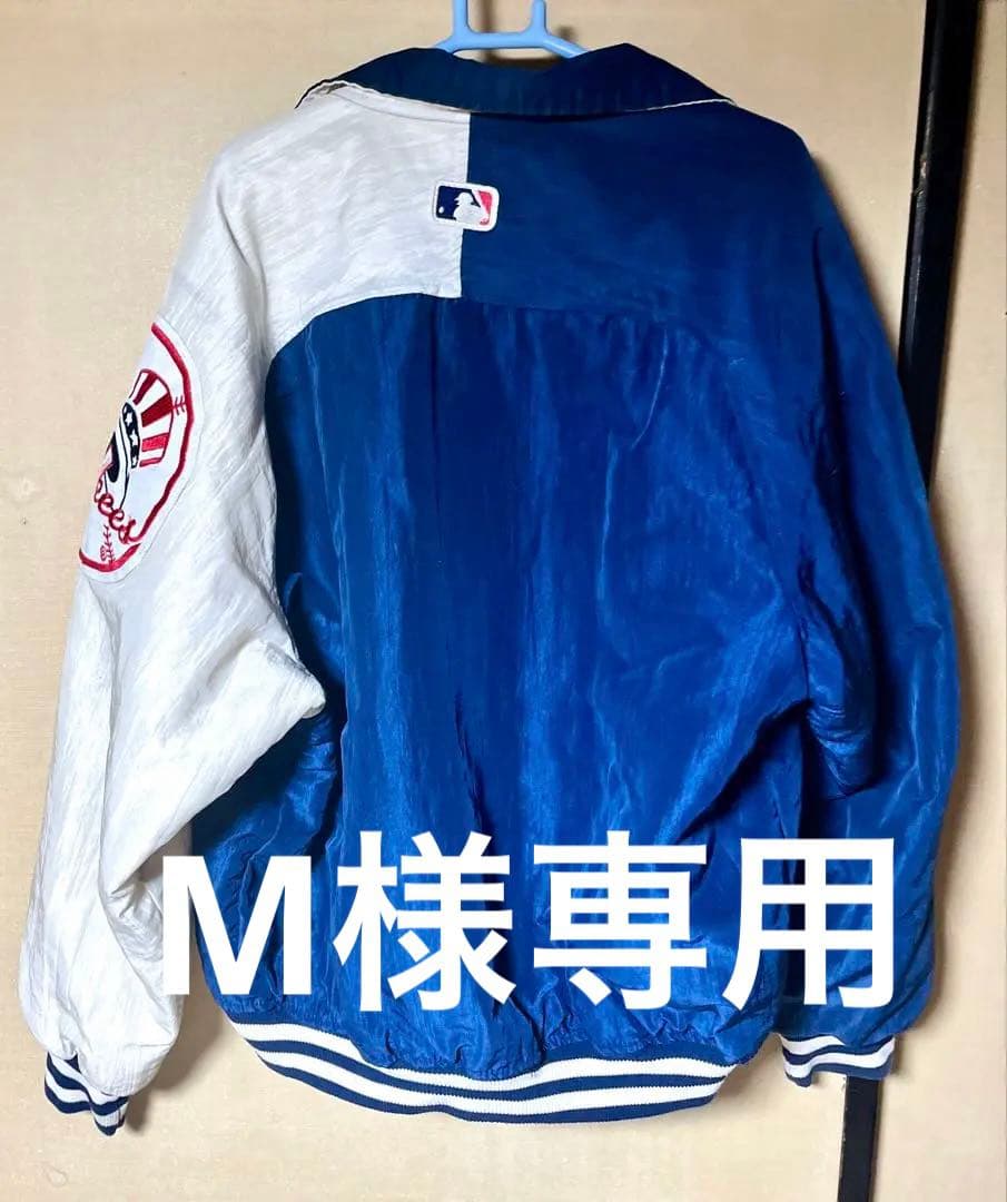 M New York Yankees ジャケット MLBロゴ付き