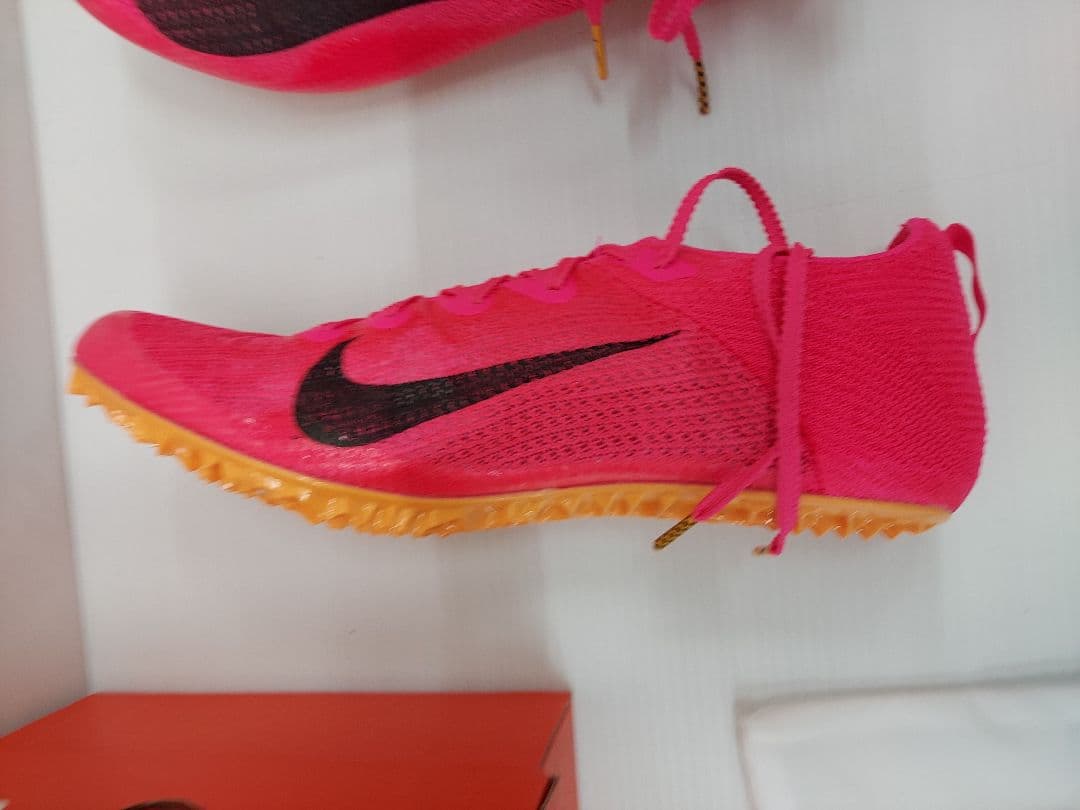【新品未使用】Nike 陸上スパイク ピンク 収納袋付き　28.5