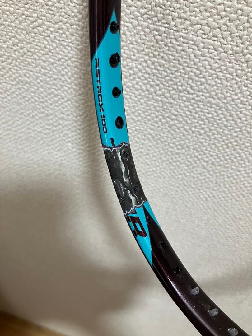 アストロクス100 ツアー バドミントンラケット