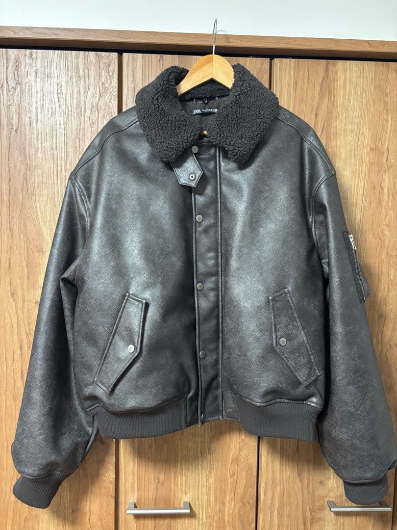 ZARA フェイクレザー　デタッチャブルネックジャケット(ブルゾン ボア襟付き)