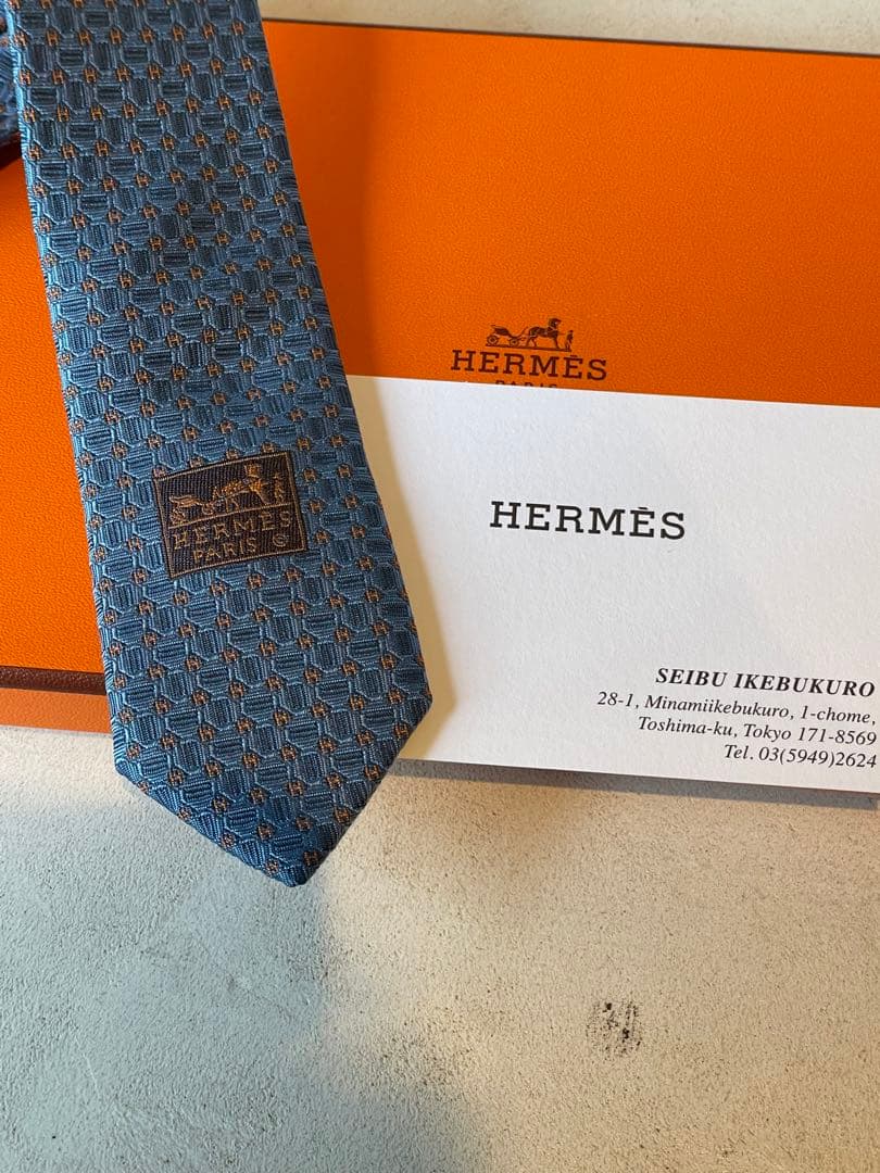 【美品】HERMES H総柄 シルクネクタイ スカイブルー　オレンジ