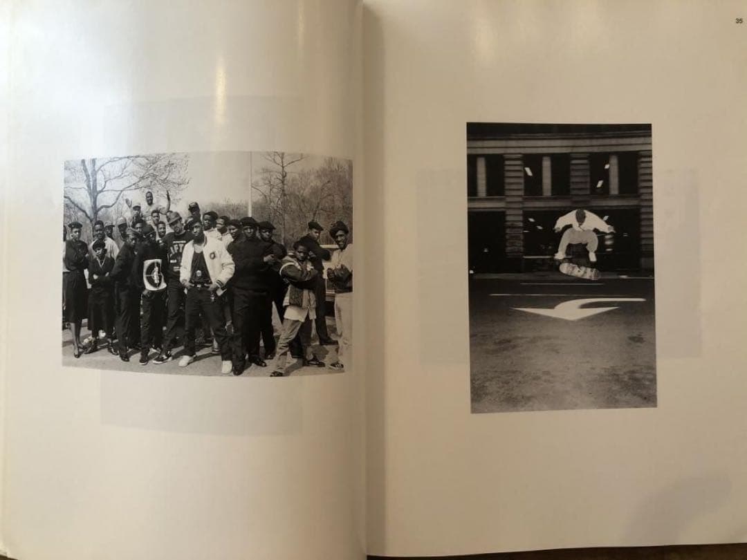 サイン入り‼️ Ari Marcopoulos 写真集