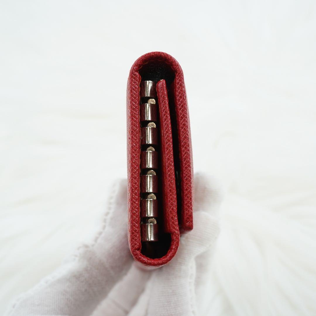 未使用品　箱付き　PRADA プラダ　キーケース　サフィアーノレザー　レッド