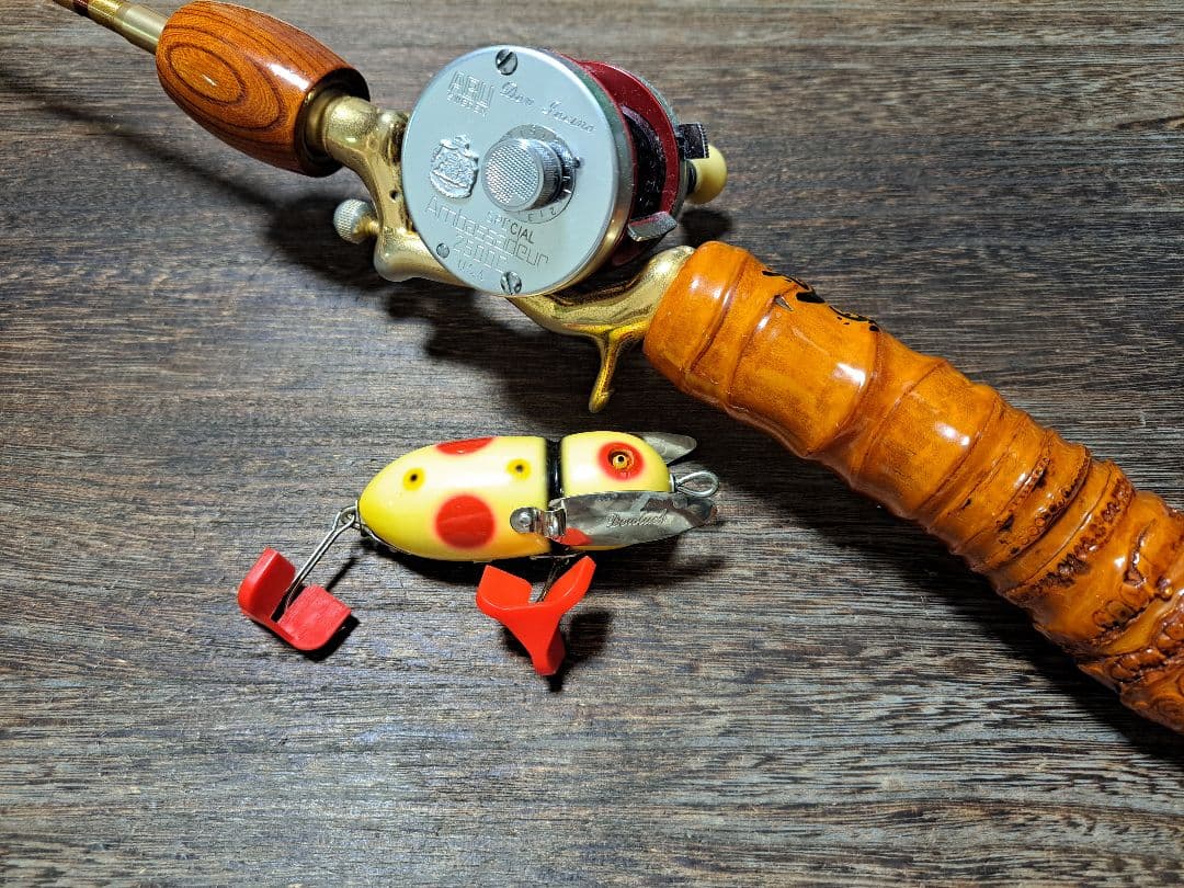道楽　DOWLUCK　ドウラク　アブラゼミ　パロット