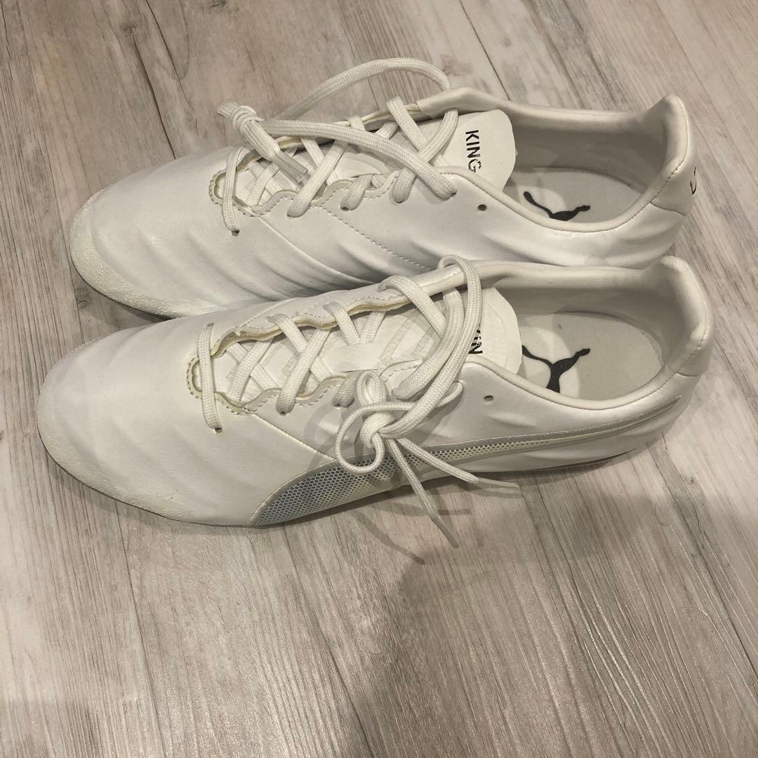 お値下げしました　PUMA KINGプロHG/AG 27cm