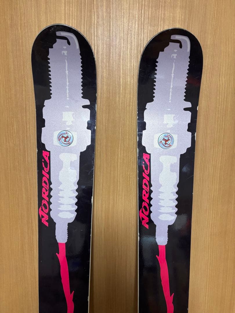 極太スキー　Nordica Supercharger 185cm パウダースノー