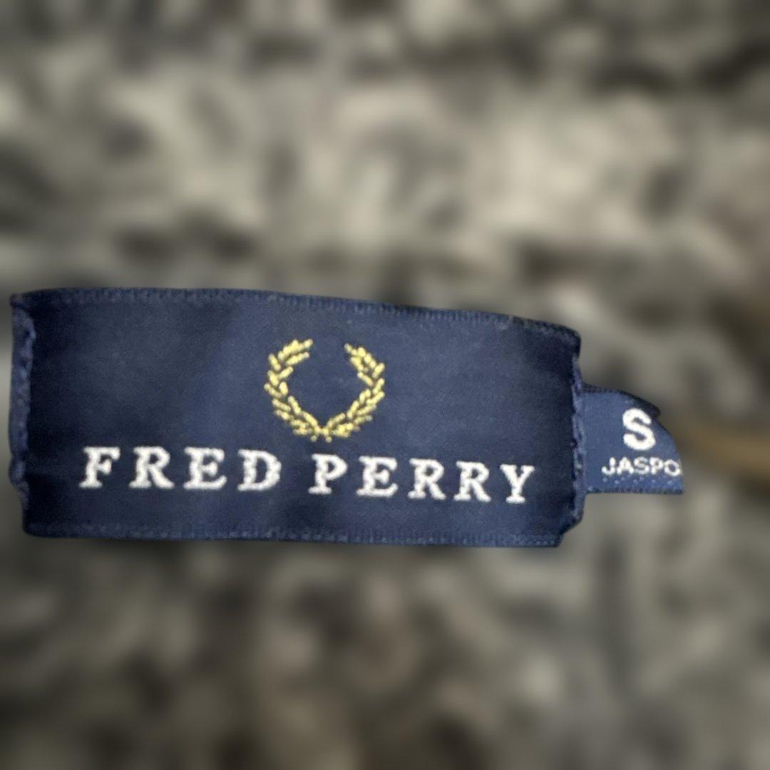 FRED PERRY ネイビー ベンチコート　MENSのS 美品