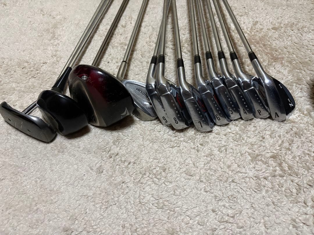 TaylorMade ゴルフクラブセット 12本　その他備品