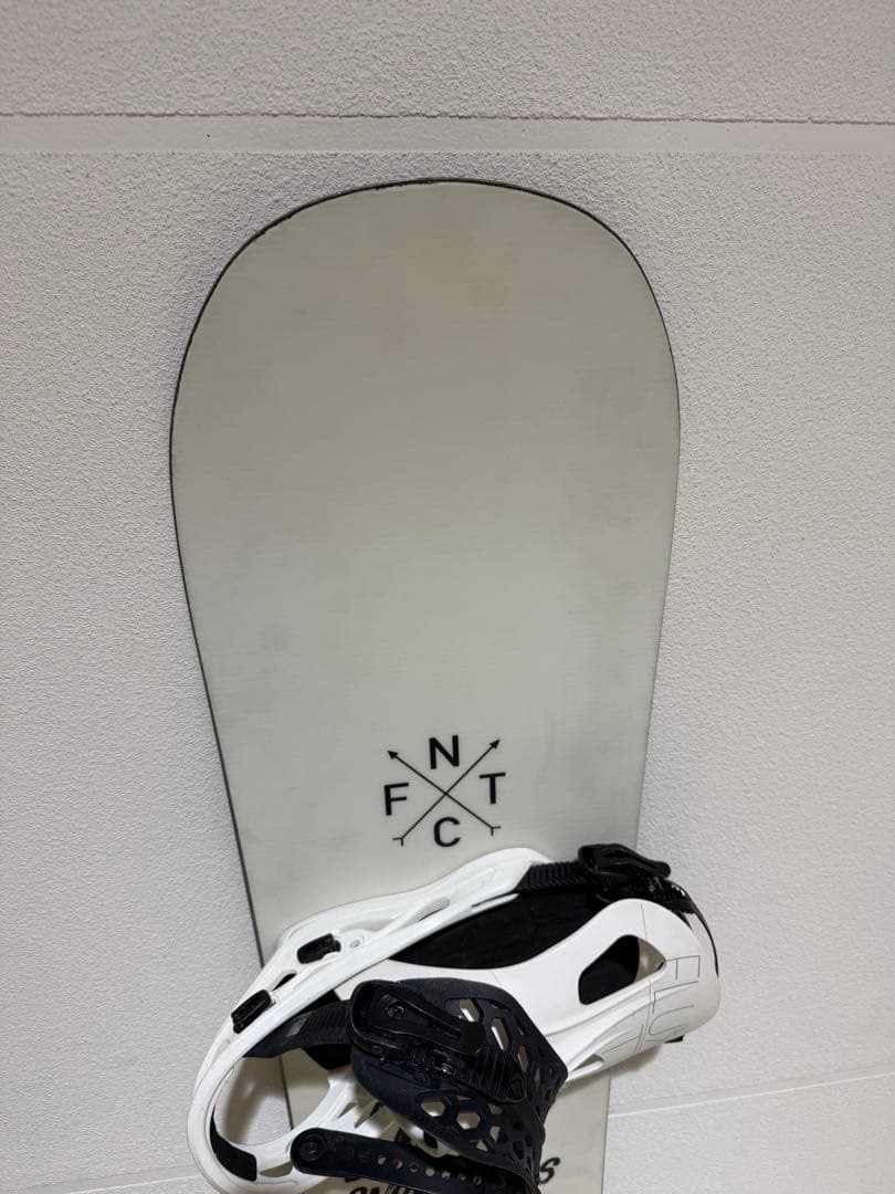 FNTC TNT 150cm グラトリ スノーボード