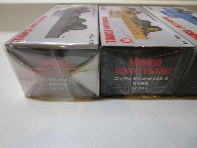 トミカLV/新品封印未開封 LV-73abc 日産ディーゼル680型3台セット