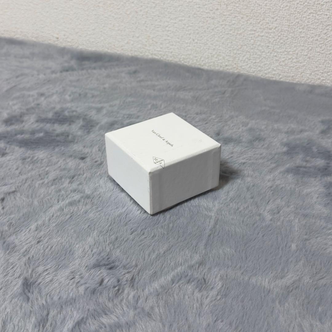 【未使用に近い】ヴァンクリーフアーペル マジックアルハンブラ　ネックレス　ケース