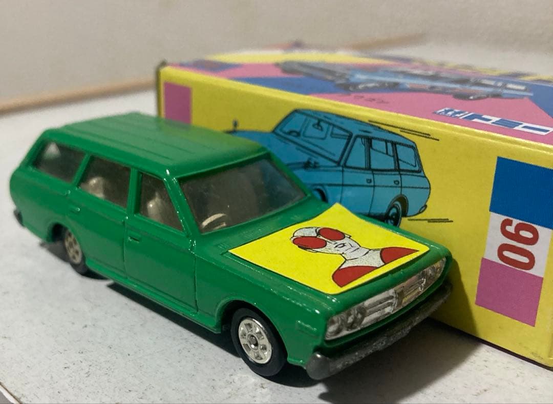 超激レア マスコミトミカ ニッサン セドリックワゴン ファイヤーマン No.06