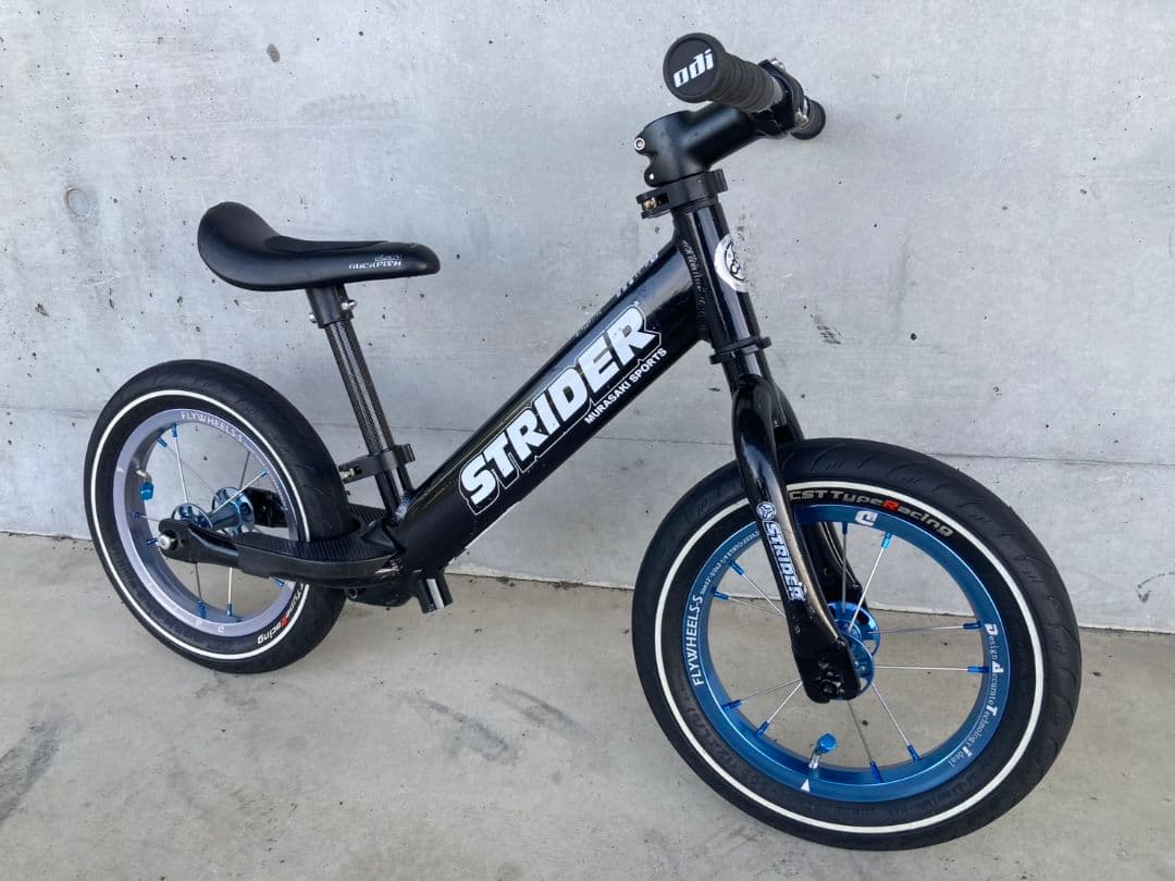 STRIDER ストライダープロ　アルミ製　ブラック　カーボンハンドル