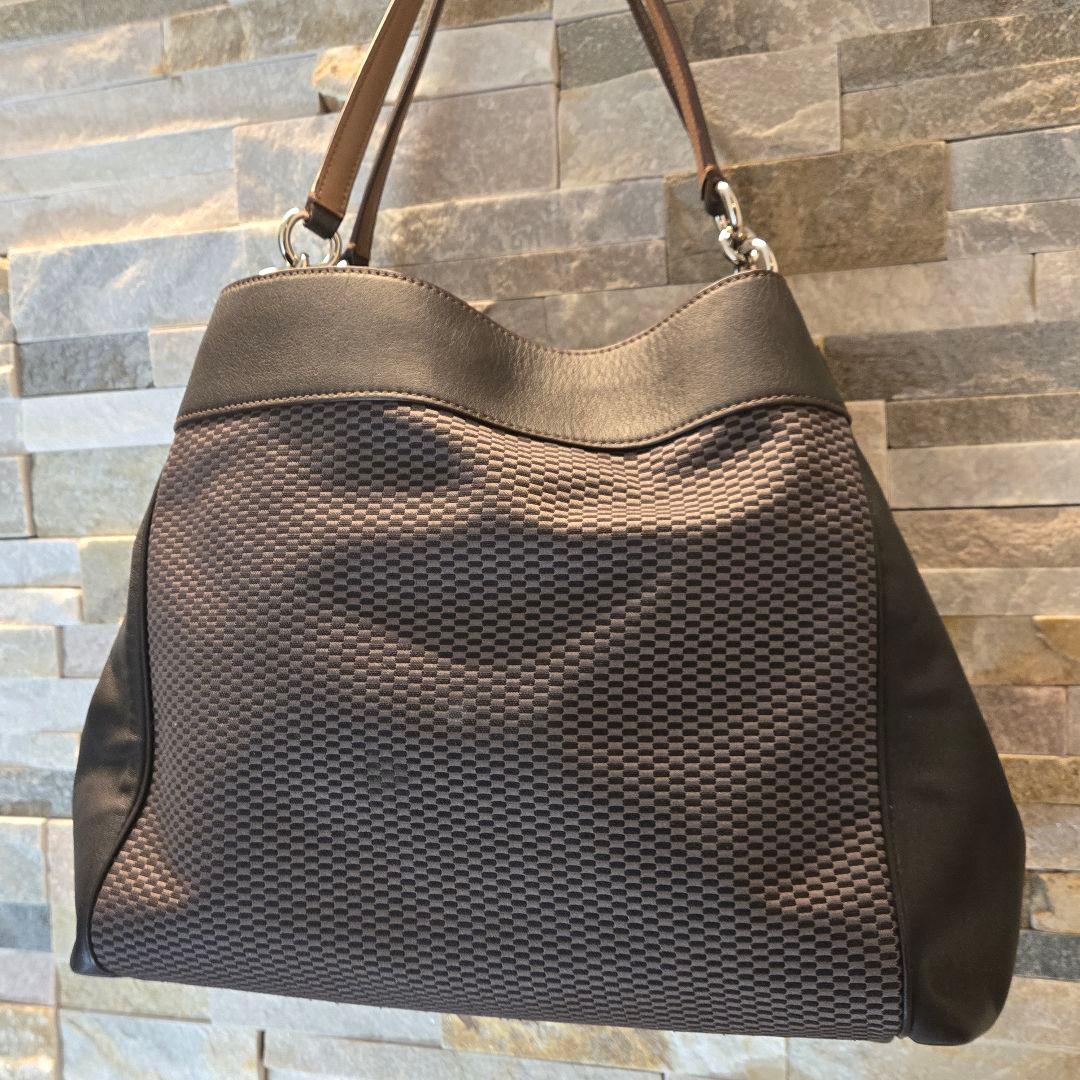 美品　COACH　コーチ　エクスプローテッド　トートバッグ　ハンドバッグ　レザー