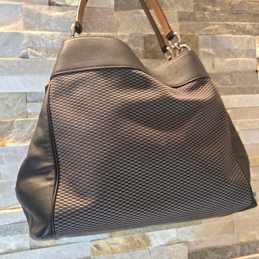 美品　COACH　コーチ　エクスプローテッド　トートバッグ　ハンドバッグ　レザー