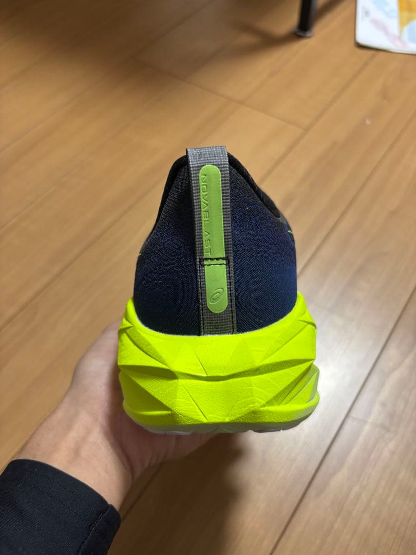 アシックス ノヴァブラスト4 メンズ　28cm WIDE【美品】