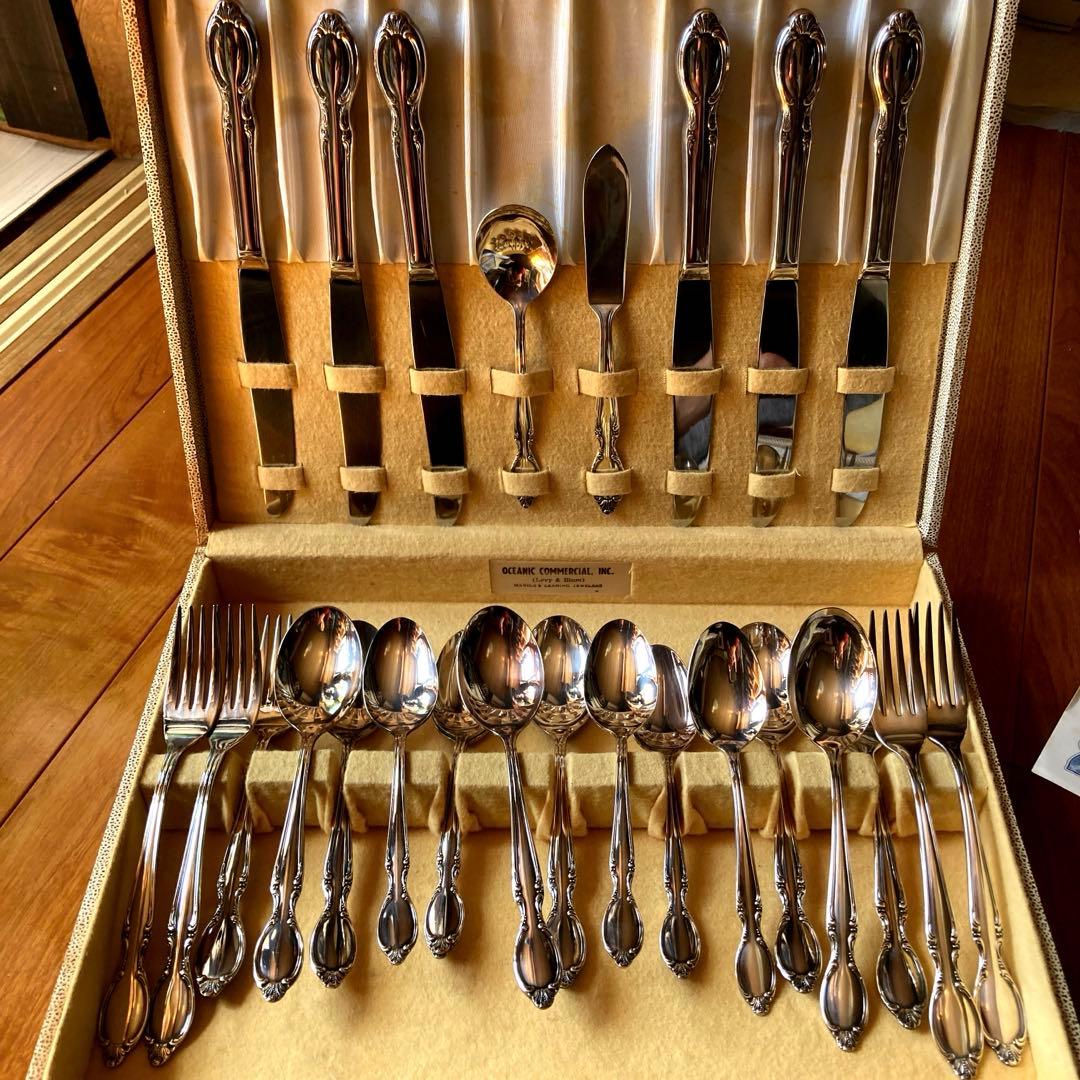 ヴィンテージ WM Rogers & Son 26 ピースシルバー食器セット