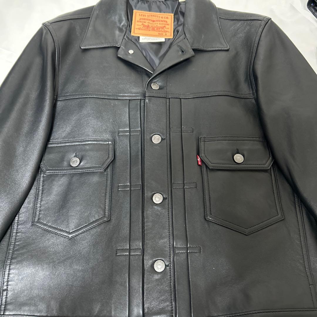 リーバイス　プレミアムレザージャケット