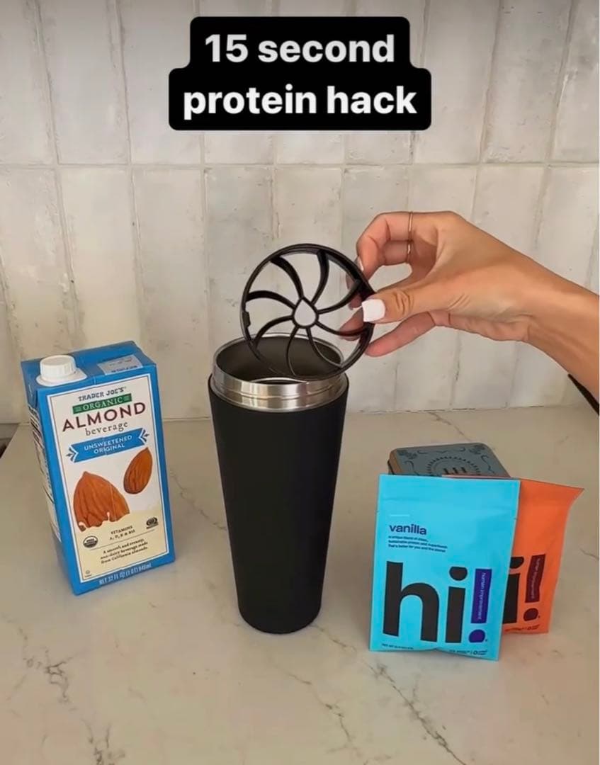 HYDRO JUG / 蓋ストロー付きステンレスシェイカータンブラー