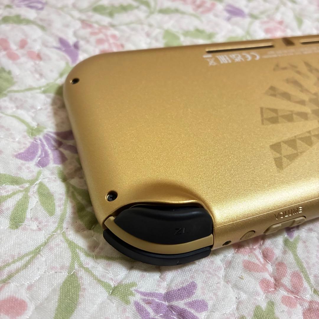 【完品・美品】Nintendo Switch Lite ハイラルエディション