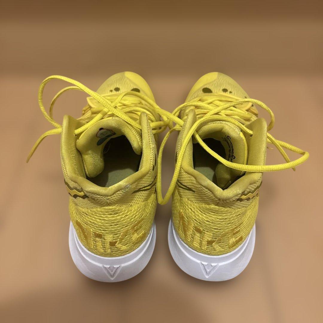 nike カイリー5スポンジボブ