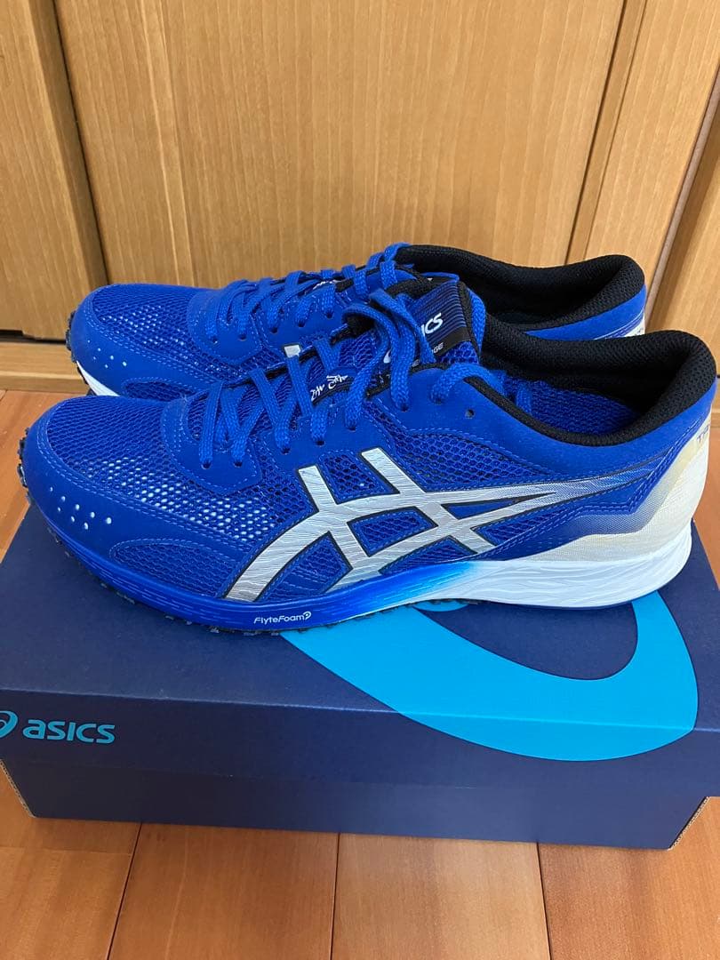【未使用】ASICS ターサーエッジ 26.0cm（Narrow ）