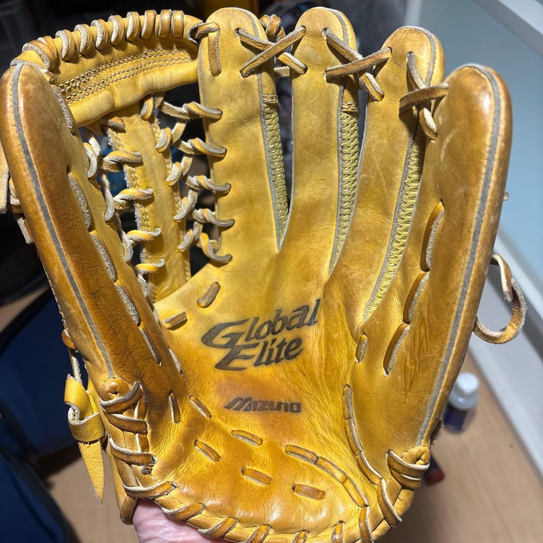 MIZUNO 大人　右投げ　グローバルエリート　軟式用グローブ　異彩袋セット