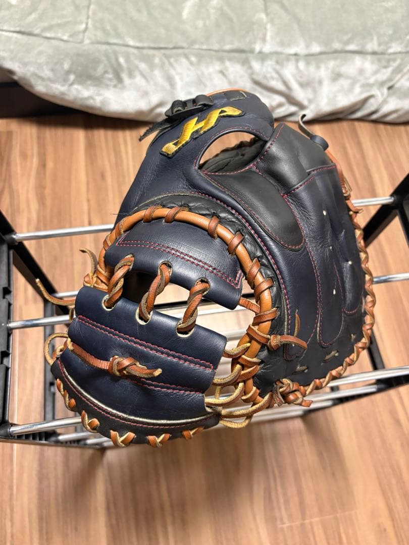 最終値下げです！ハタケヤマ　軟式　キャッチャーミット　クロス巻き　即戦力