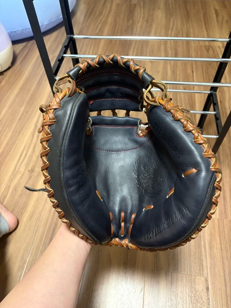 最終値下げです！ハタケヤマ　軟式　キャッチャーミット　クロス巻き　即戦力