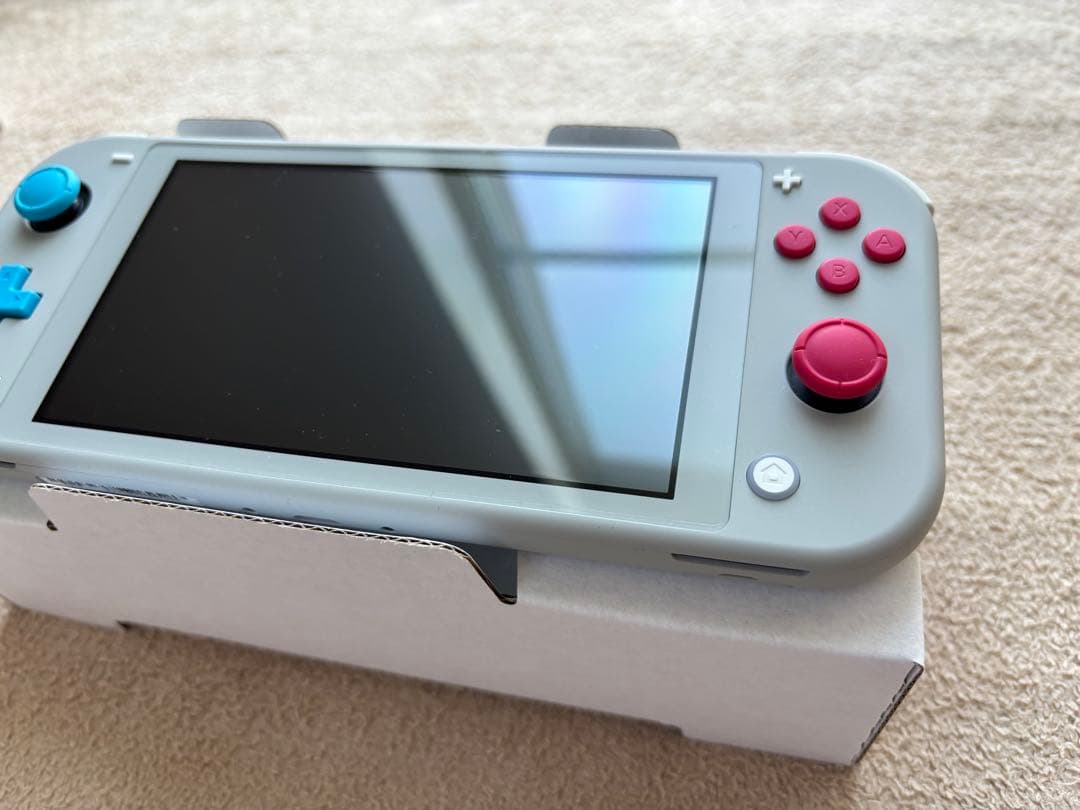 【超美品】Nintendo Switch Lite ポケモンデザイン 本体