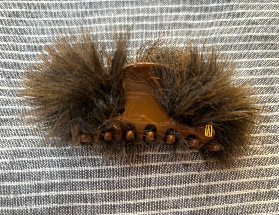 新品　アレクサンドルドゥパリ　ふわふわ　ヘアクリップ　ブラウン