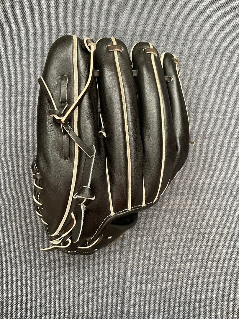 美品　ゼット　野球 硬式グローブ 一般用　大人　右投げ　グラブ　内野手 右利き