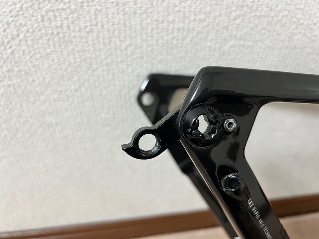 FOCUS IZALCO MAX 9 DISC　(2021)