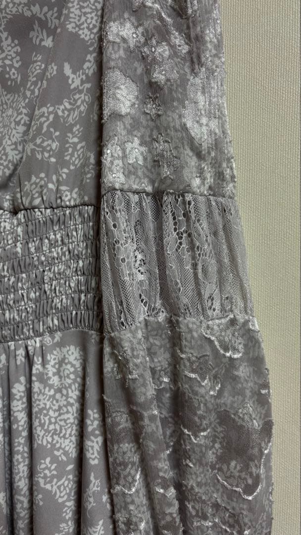 ワンピース herlipto Winter Floral Long-sleeve Dress