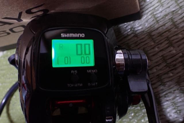 新品　シマノ　プレイズ 600 電動リール 未使用PEライン２号200ｍ付