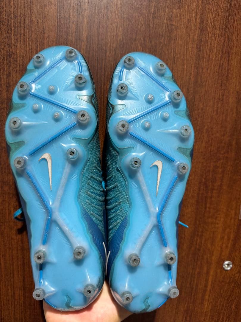 Nike サッカー スパイク ファントムgx2