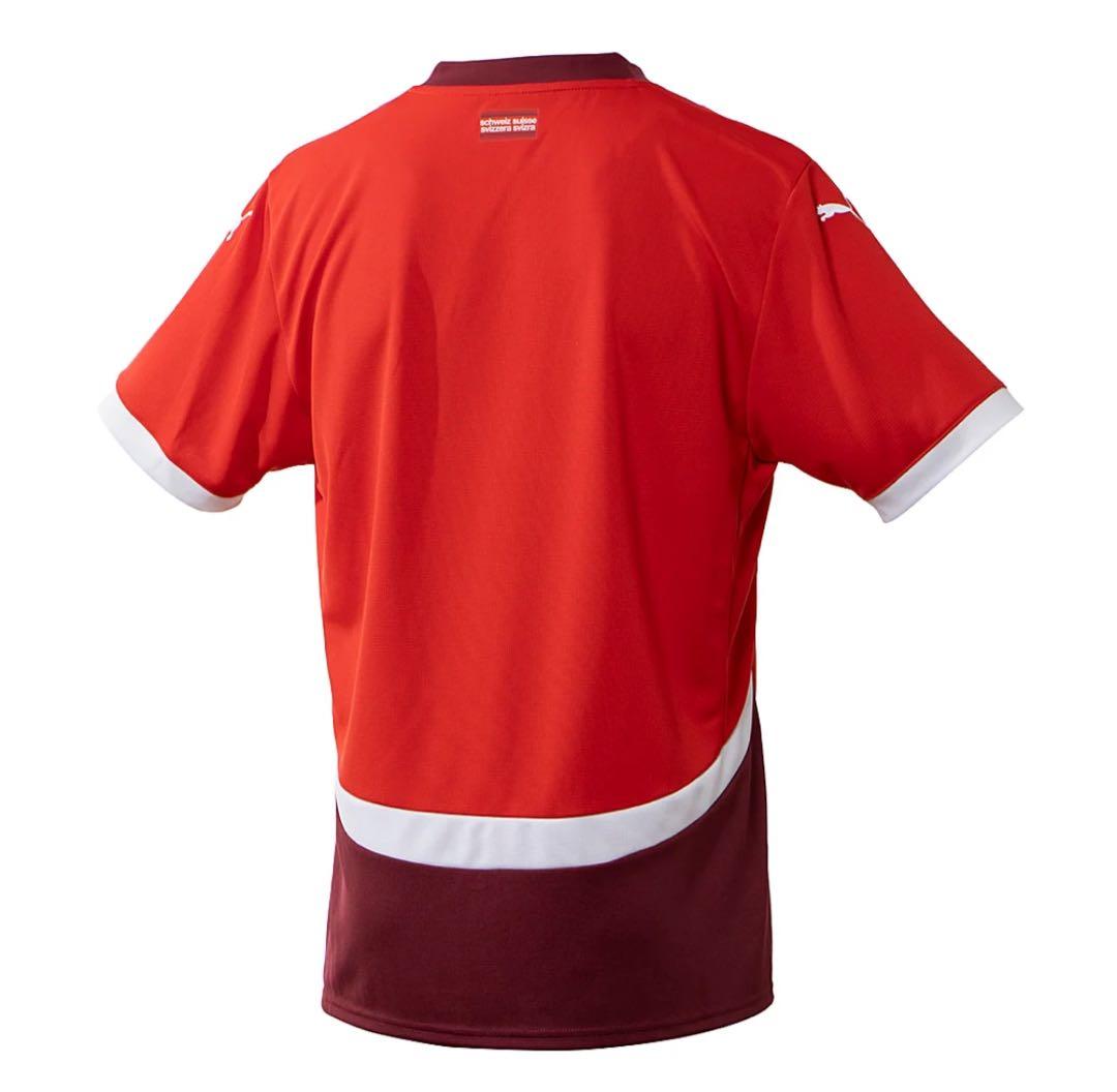 【値下げ中】 PUMA スイス代表2024年サッカーユニフォーム新品タグ付き