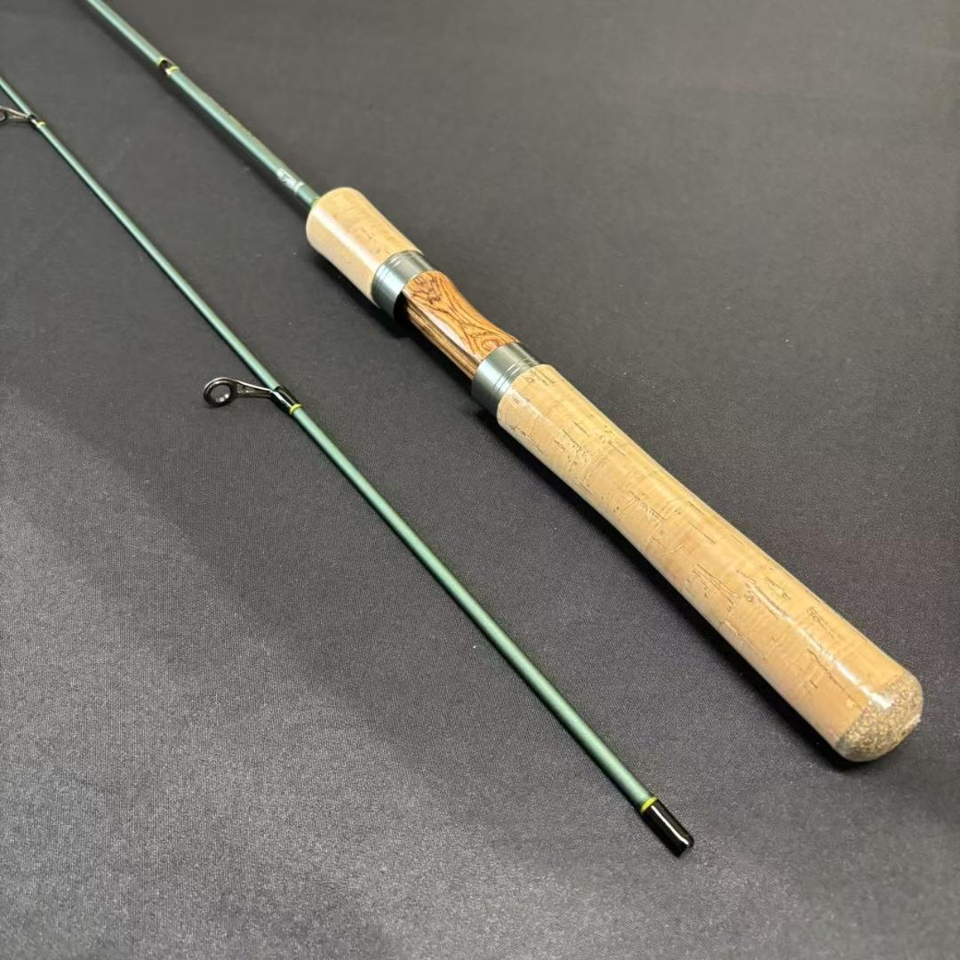 トラウトロッド　トラッタストリーム 562L　カーボン 2PC　スピニング