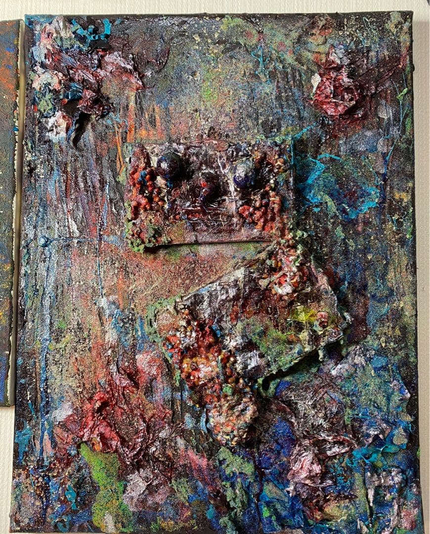 抽象画・インテリア！立体アート（捨てられたおもちゃ）