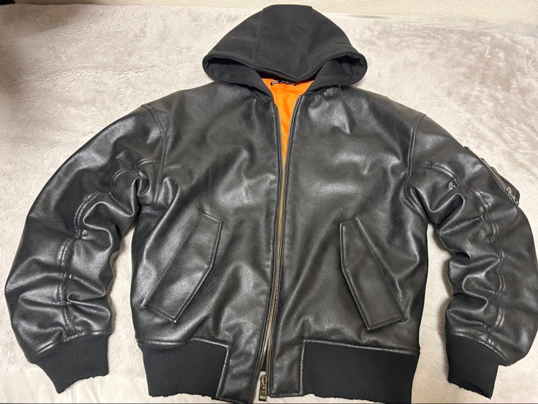 ZARA レザー　MA-1