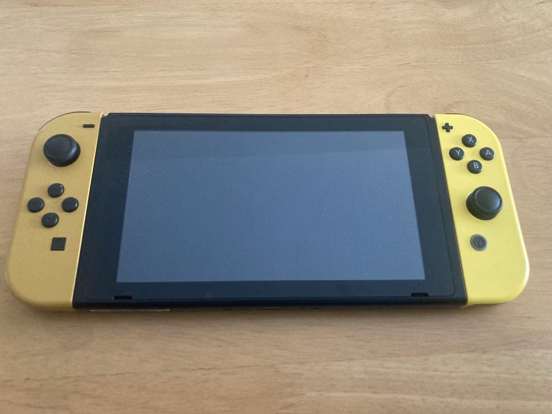 【動作確認済】 NintendoSwitch ピカブイ本体【付属品完備】